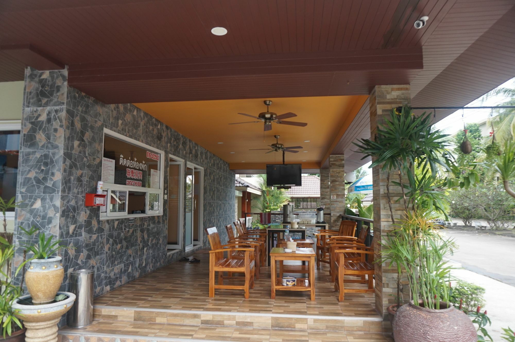 Appartamento Nasa Mansion Phuket Esterno foto